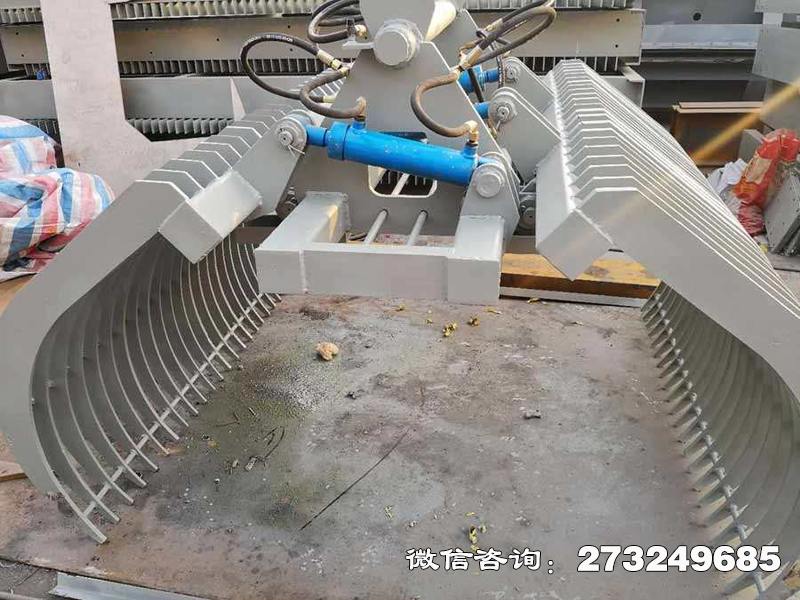 潘集水站抓斗式清污机